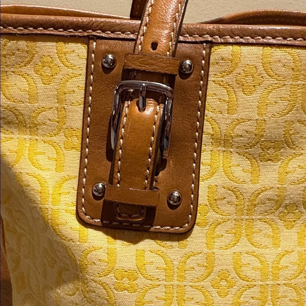 Fossil  satchel  Crossbody bag  fabric yellow print brown leather trim 3 compart